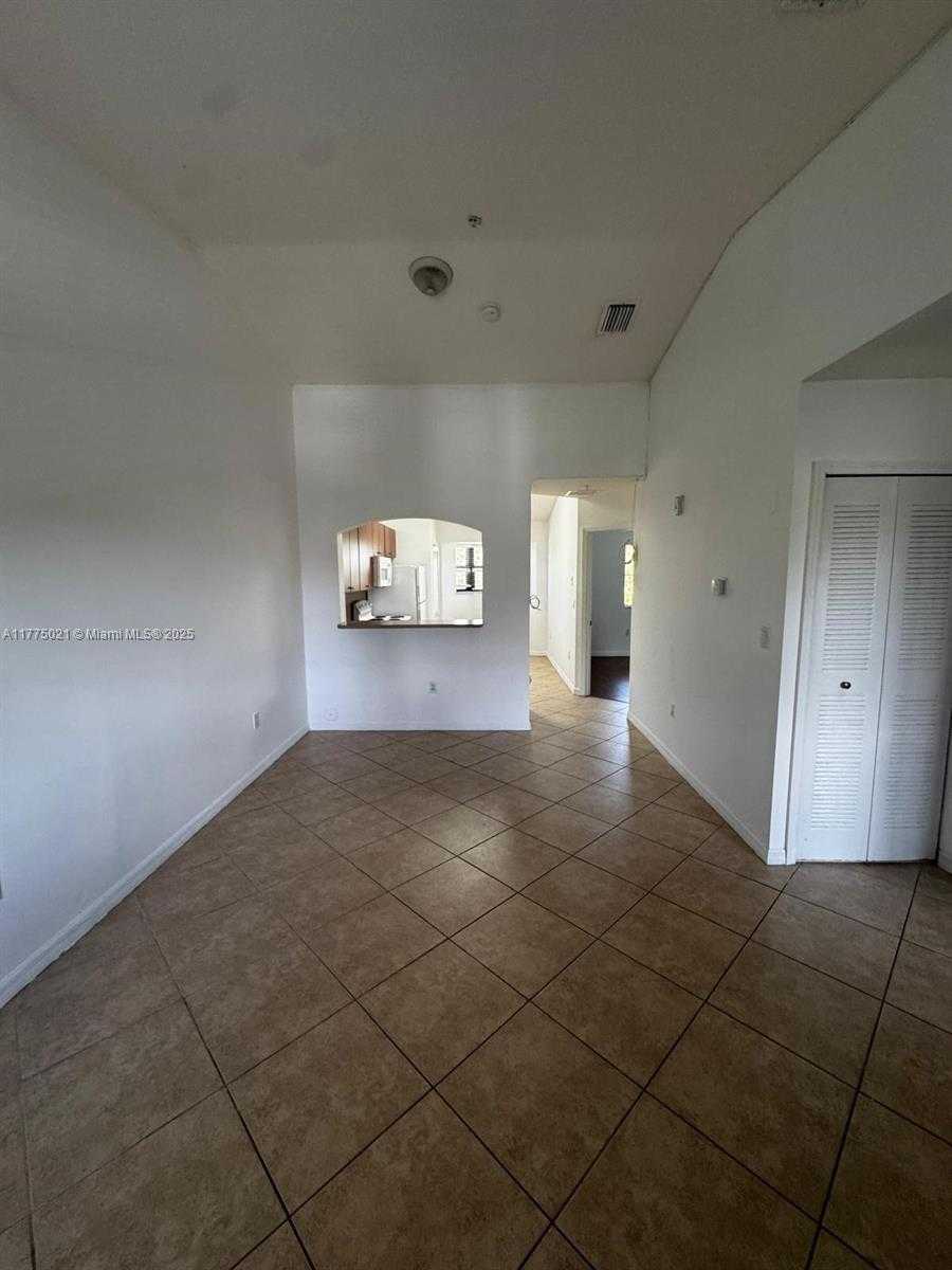 Small Image of 22621 SOUTH WEST 88TH PL #302-8, Cutler Bay Number 5