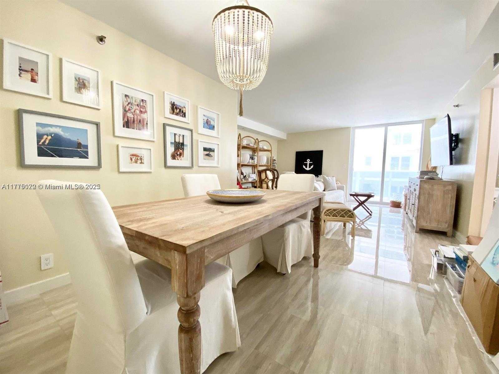 Small Image of 2401 COLLINS AVE #512, Miami Beach Number 4