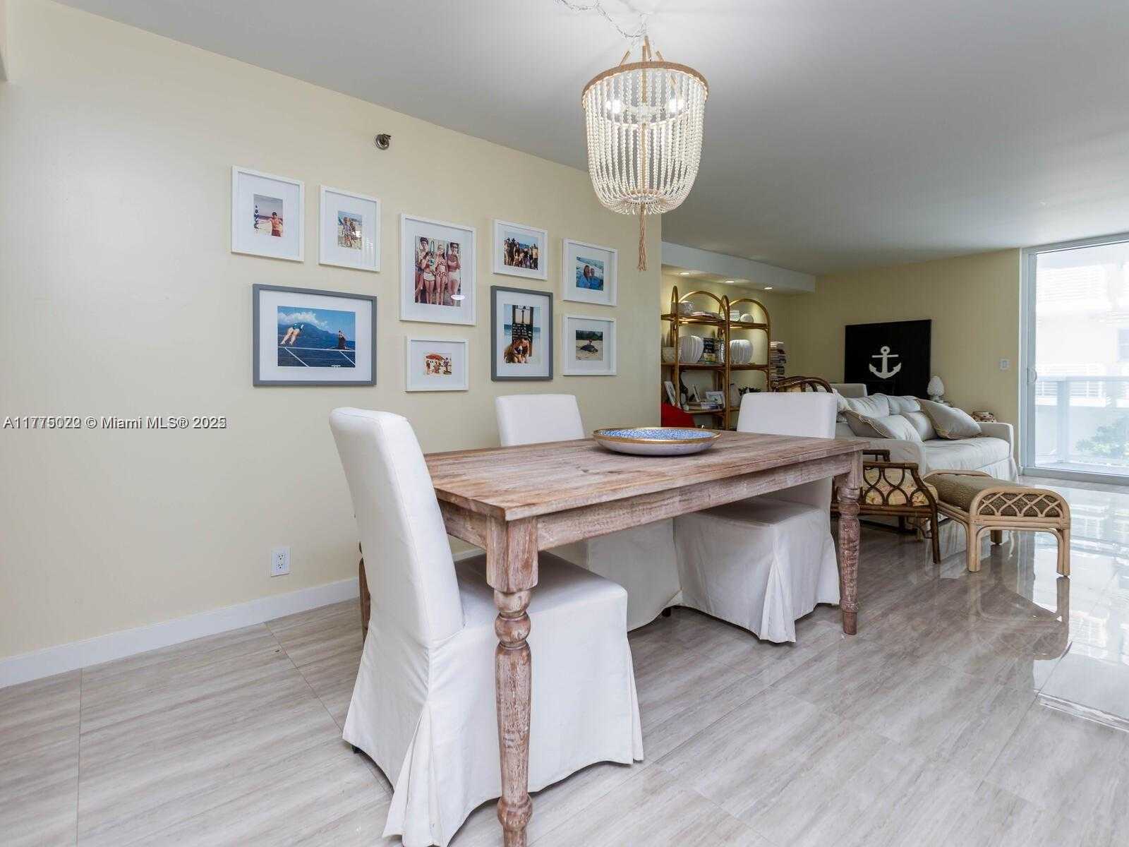 Small Image of 2401 COLLINS AVE #512, Miami Beach Number 5