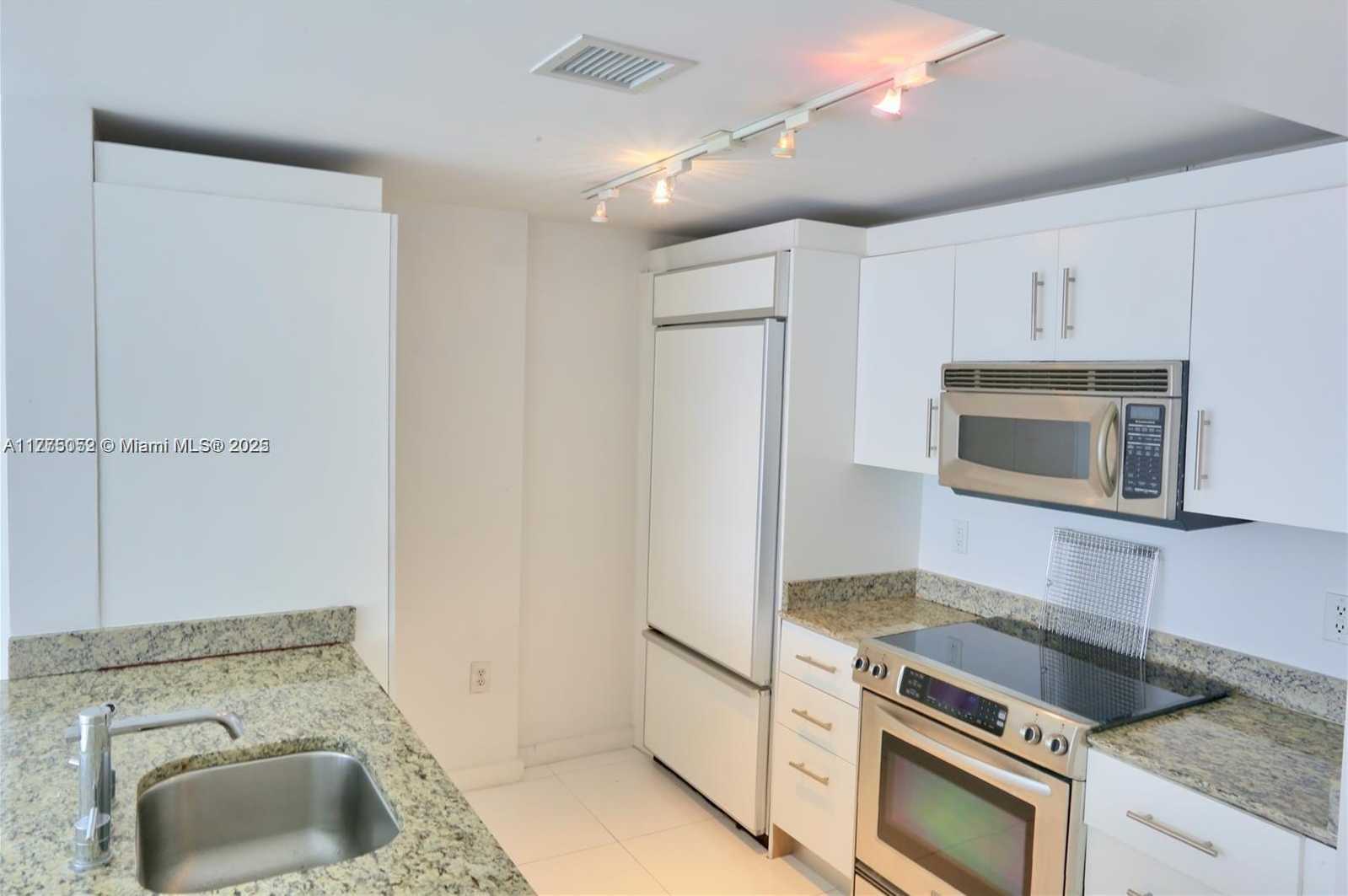 Small Image of 10275 COLLINS AVE #925, Bal Harbour Number 3