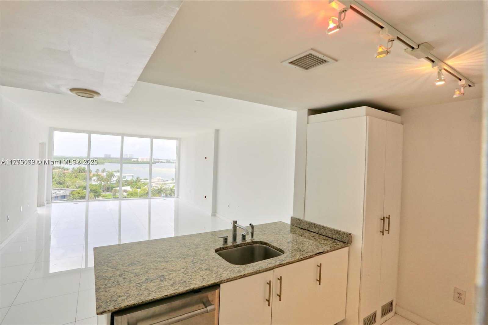 Small Image of 10275 COLLINS AVE #925, Bal Harbour Number 4