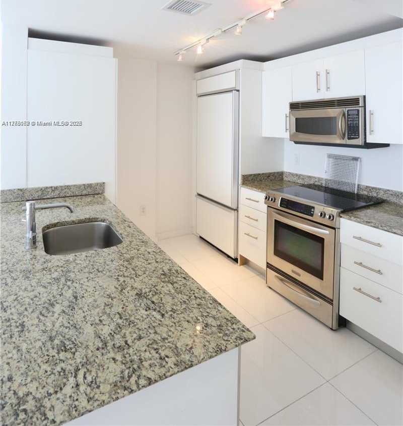 Small Image of 10275 COLLINS AVE #925, Bal Harbour Number 6