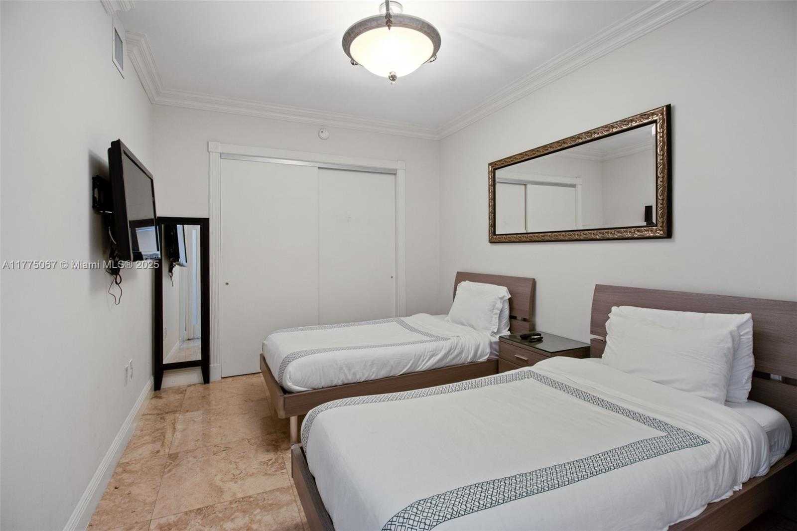 Small Image of 1830 SOUTH OCEAN DR #3310, Hallandale Beach Number 12