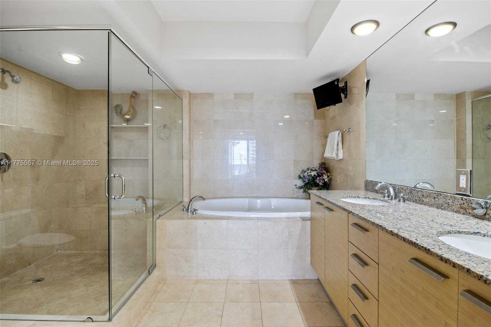 Small Image of 1830 SOUTH OCEAN DR #3310, Hallandale Beach Number 13