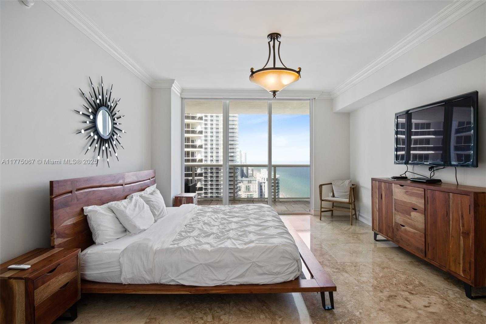 Small Image of 1830 SOUTH OCEAN DR #3310, Hallandale Beach Number 8