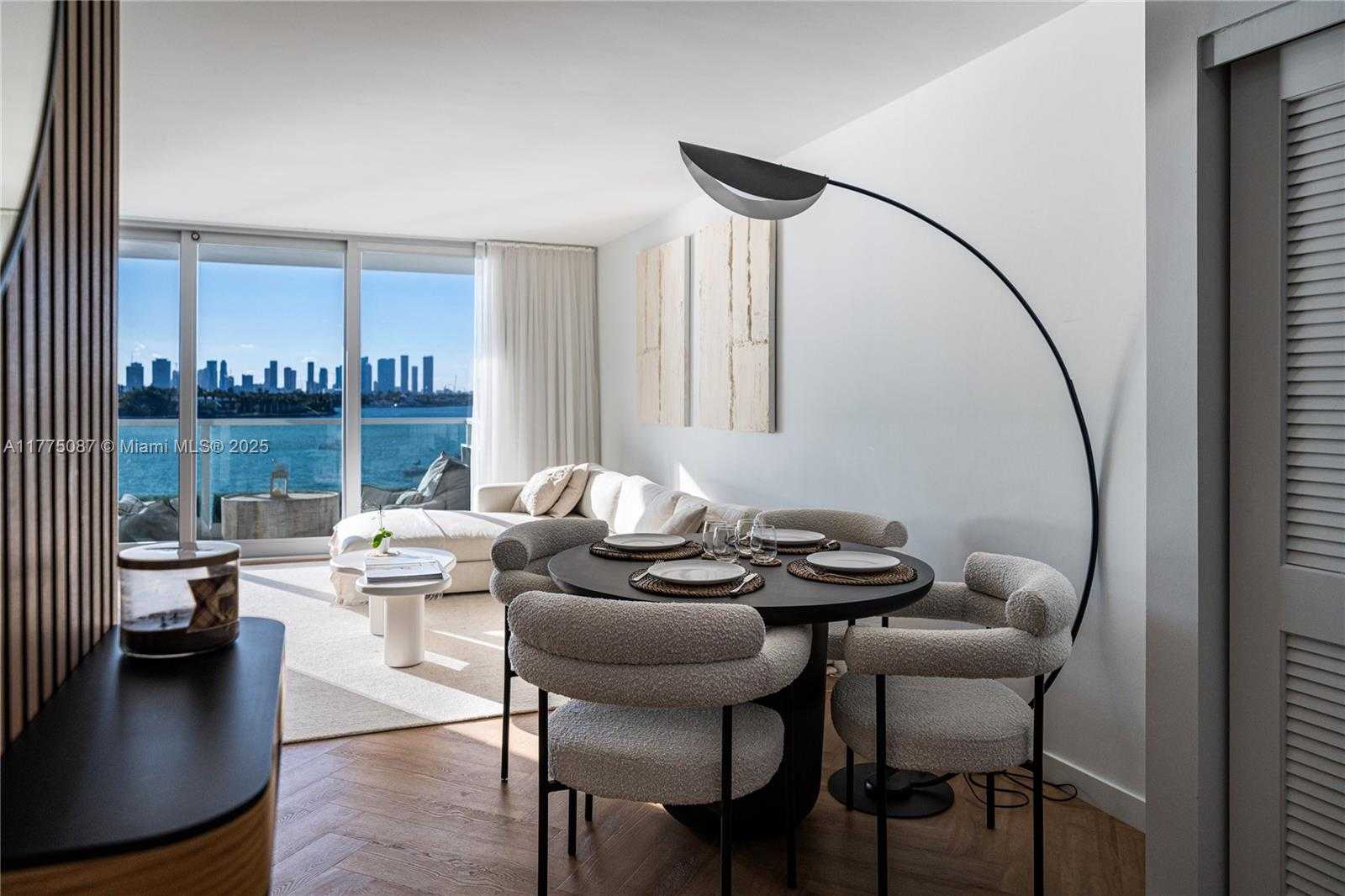 Small Image of 1000 WEST AVE #516, Miami Beach Number 12