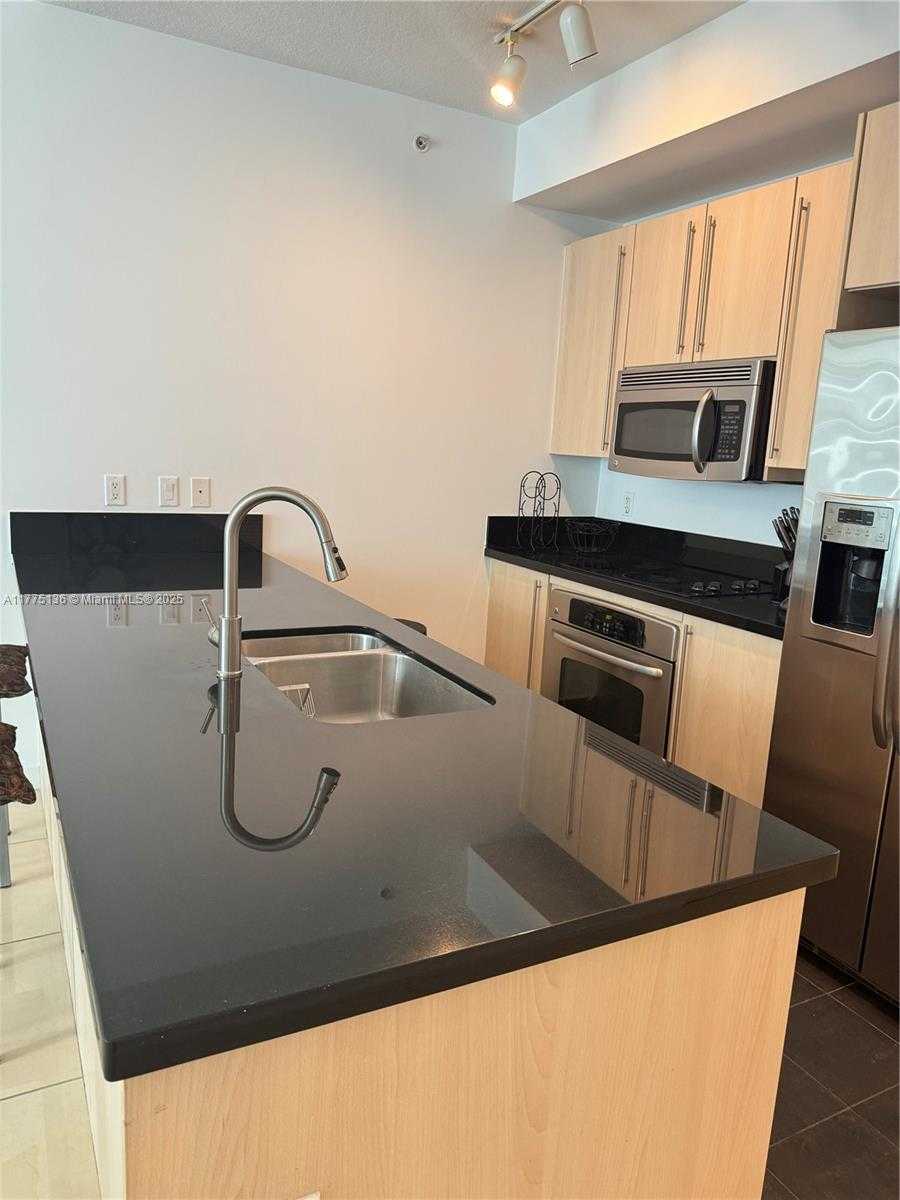 Small Image of 1111 1 AVE #1516, Miami Number 6