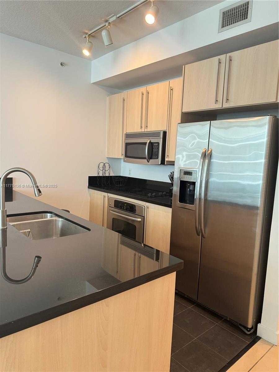Small Image of 1111 1 AVE #1516, Miami Number 7