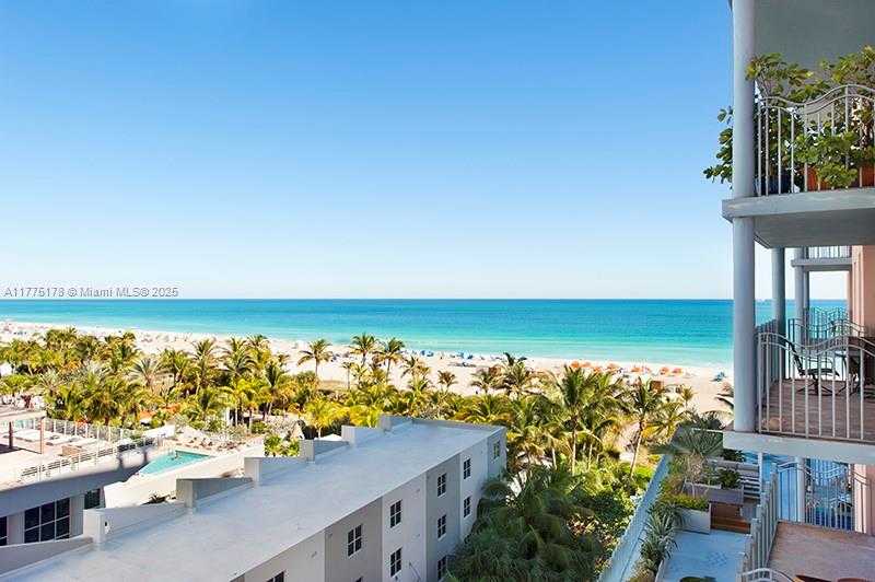 Small Image of 1500 OCEAN DR #705, Miami Beach Number 5