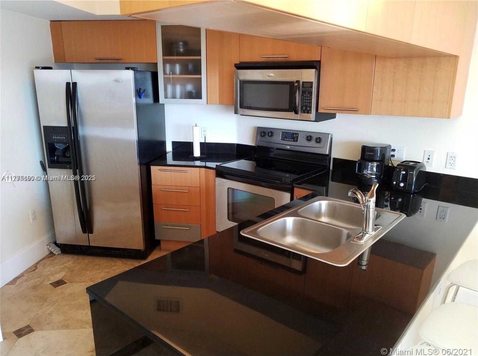 Small Image of 1750 NORTH BAYSHORE DR #3114, Miami Number 2