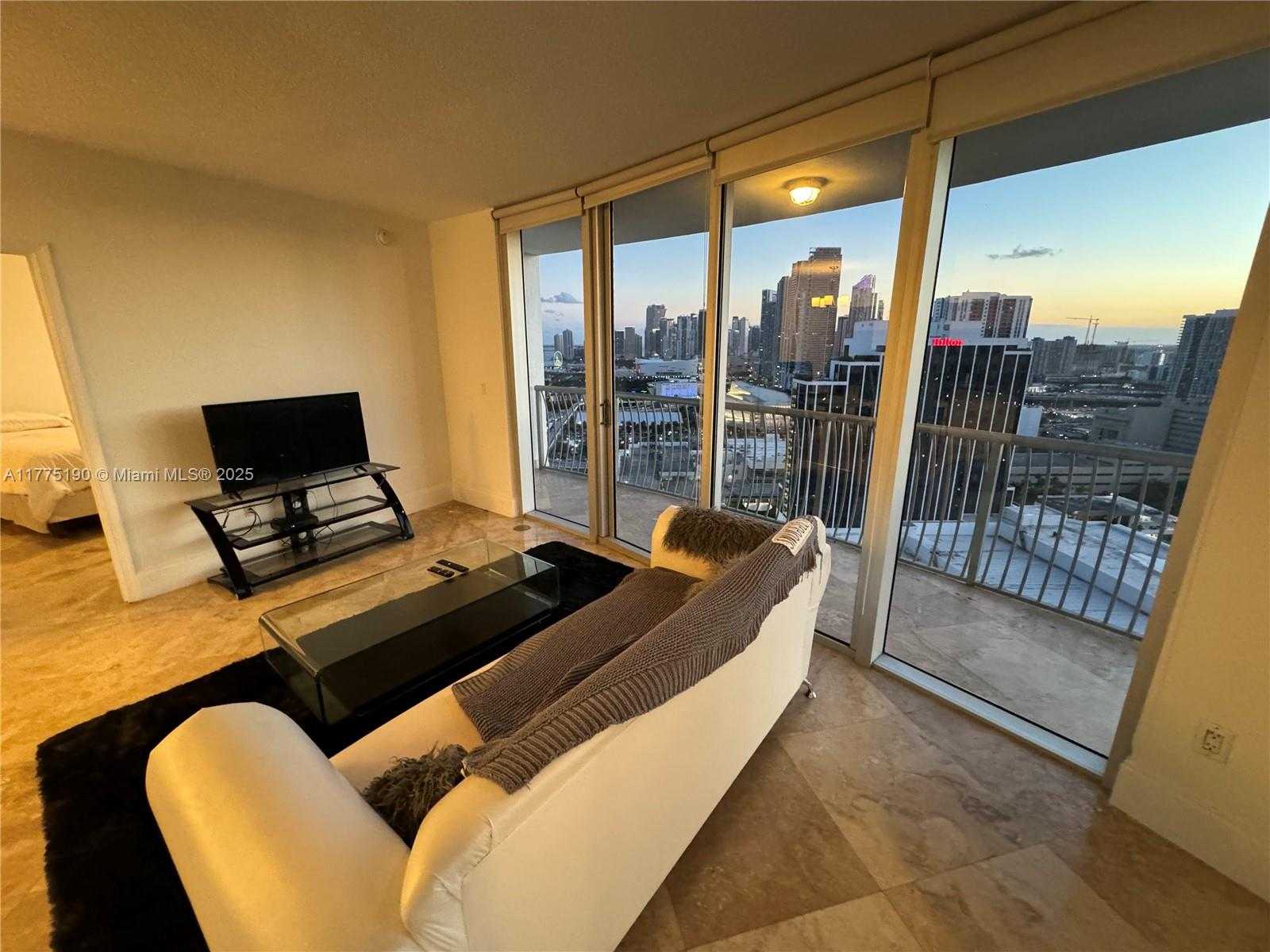 Small Image of 1750 NORTH BAYSHORE DR #3114, Miami Number 5