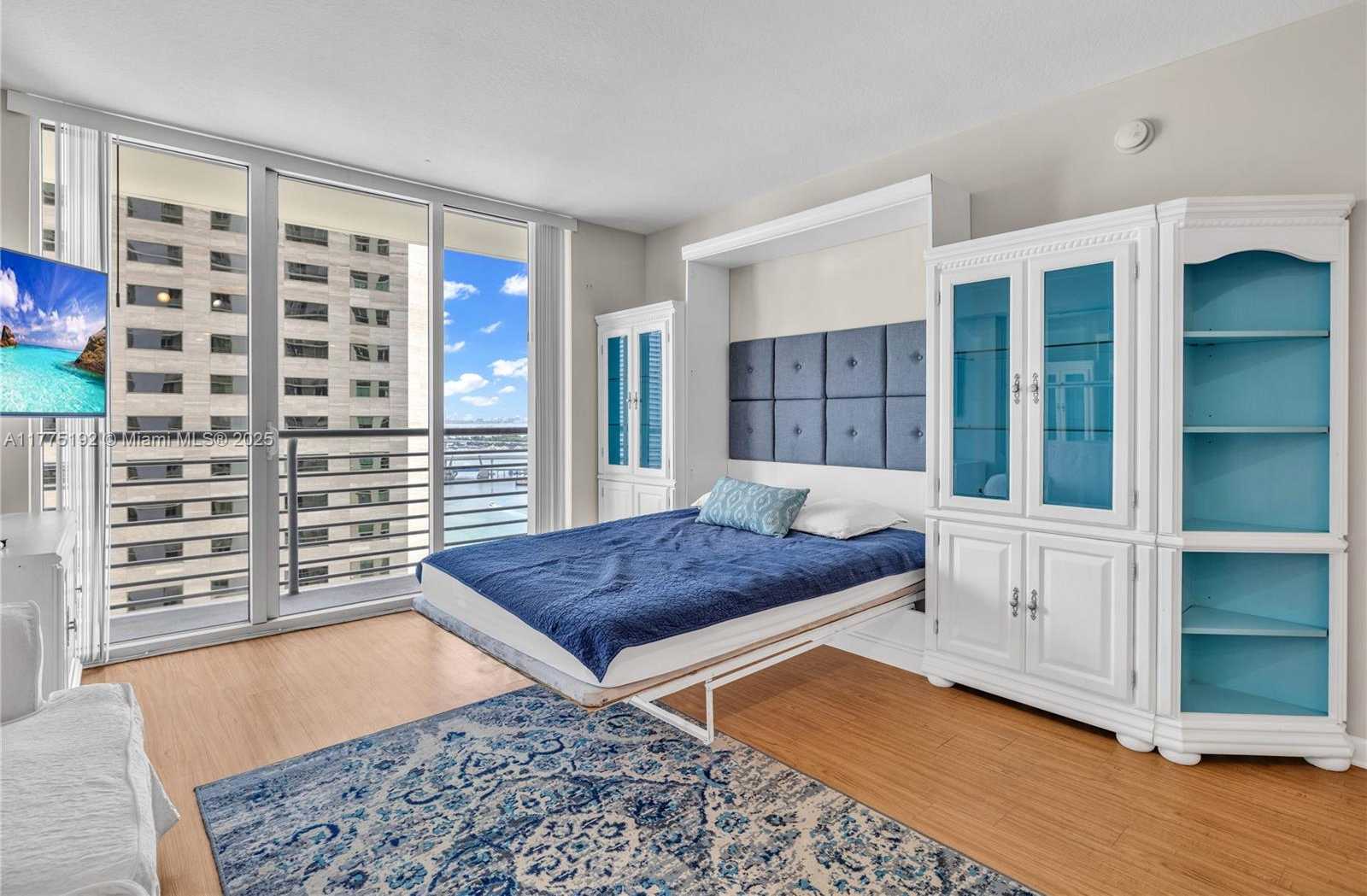 Small Image of 335 SOUTH BISCAYNE BLVD #2706, Miami Number 14