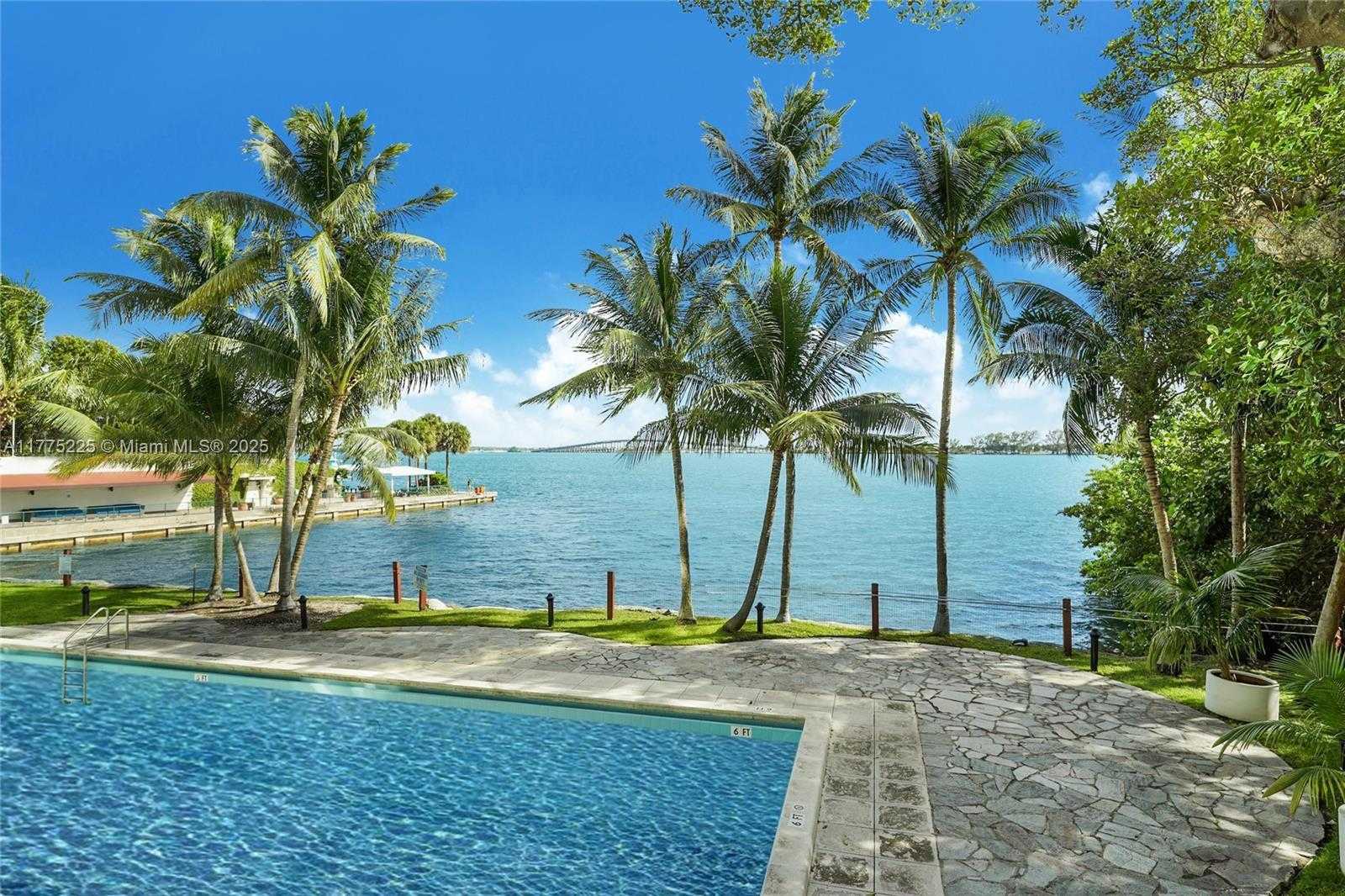Small Image of 2025 BRICKELL AVE #605, Miami Number 15