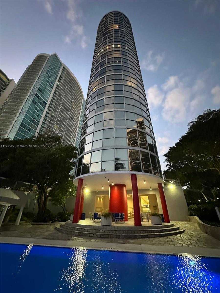 Small Image of 2025 BRICKELL AVE #605, Miami Number 25