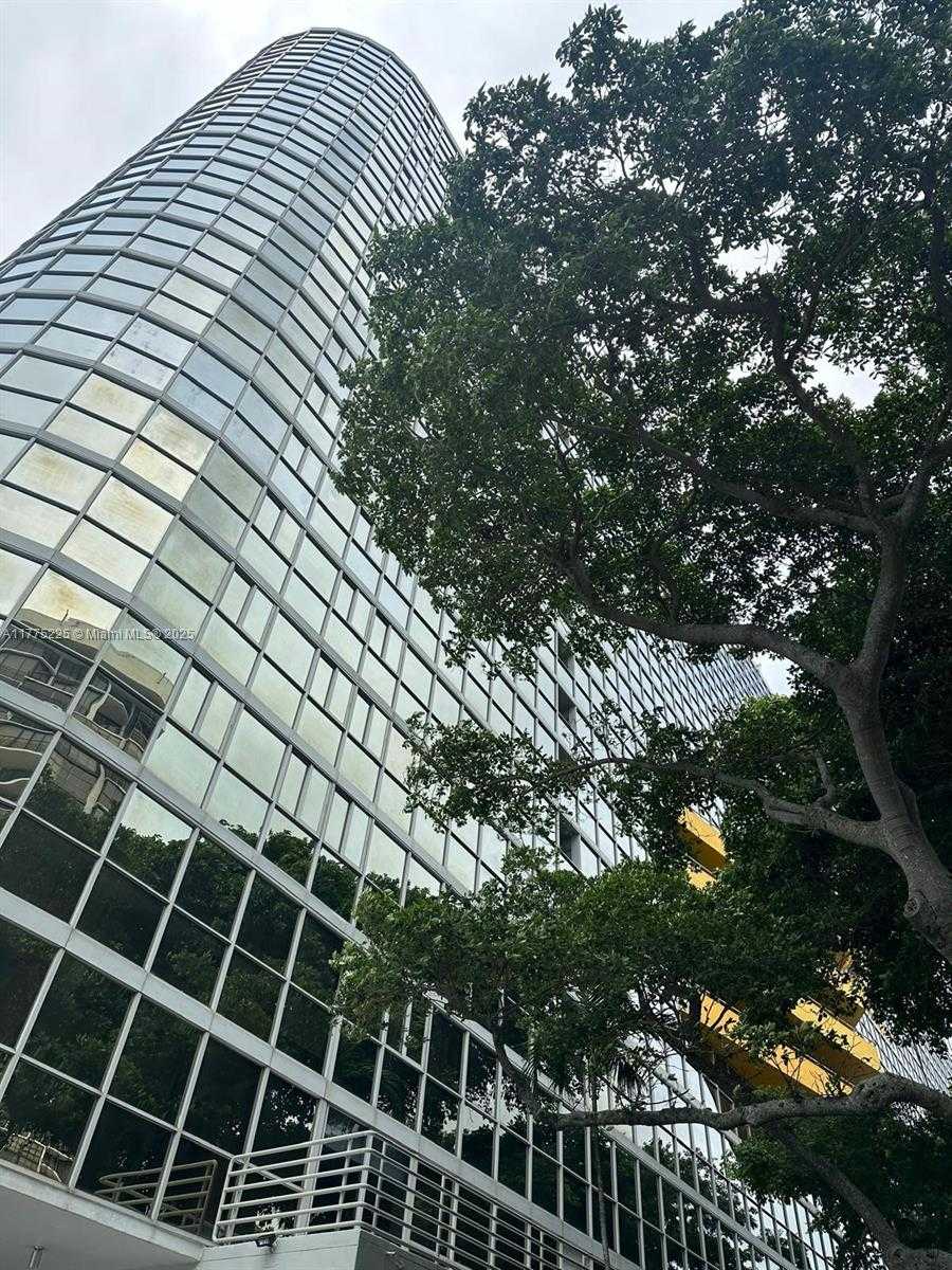 Small Image of 2025 BRICKELL AVE #605, Miami Number 36