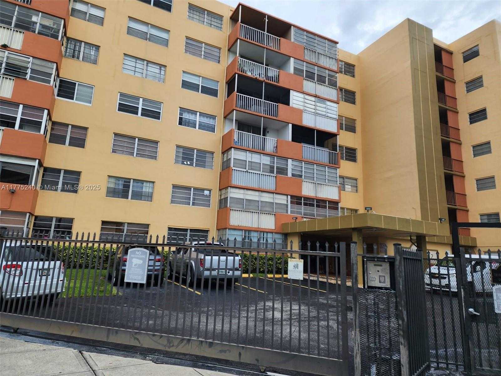 Small Image of 16400 NORTH EAST 17TH AVE #206, North Miami Beach Number 10