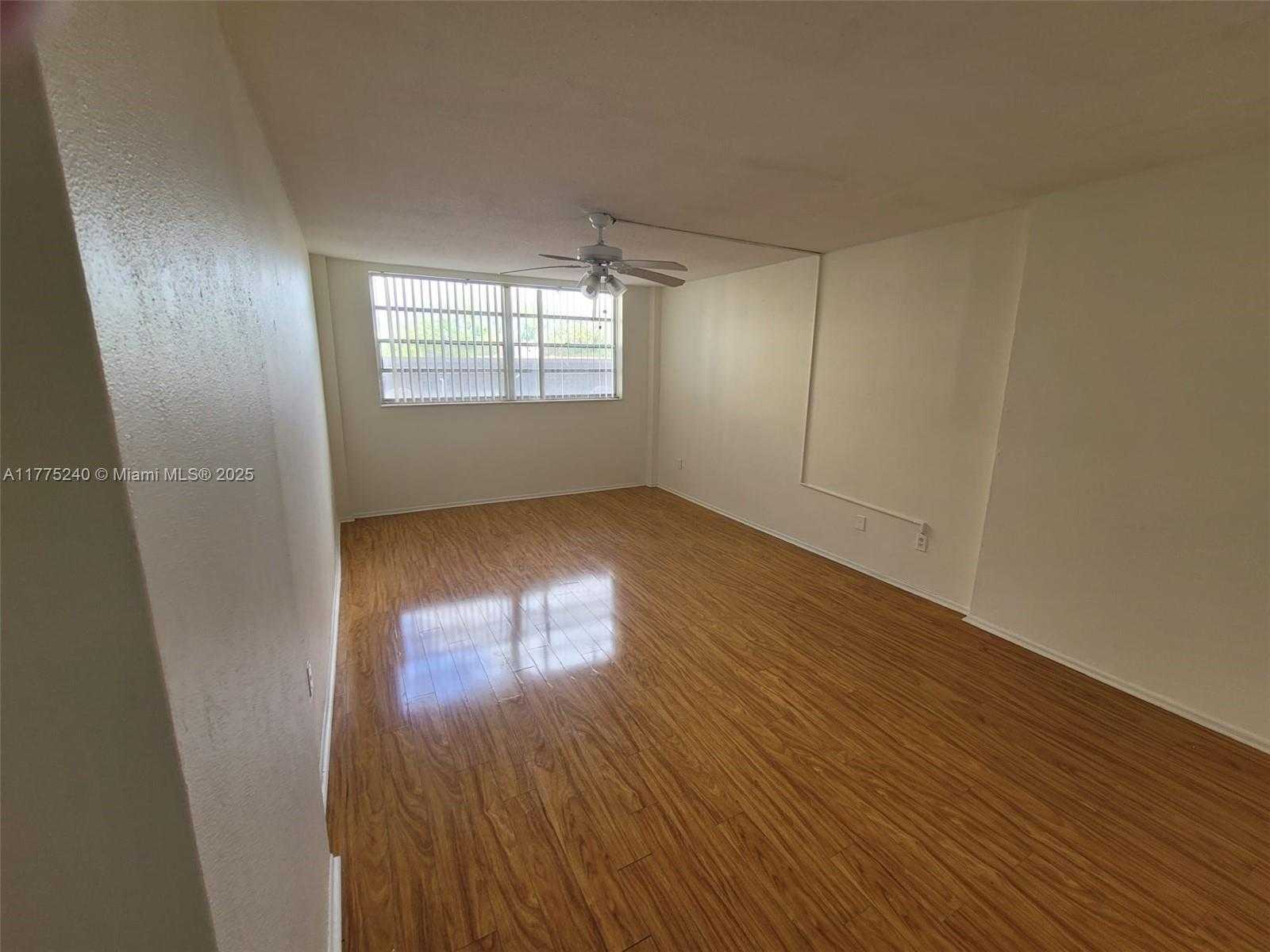 Small Image of 16400 NORTH EAST 17TH AVE #206, North Miami Beach Number 6