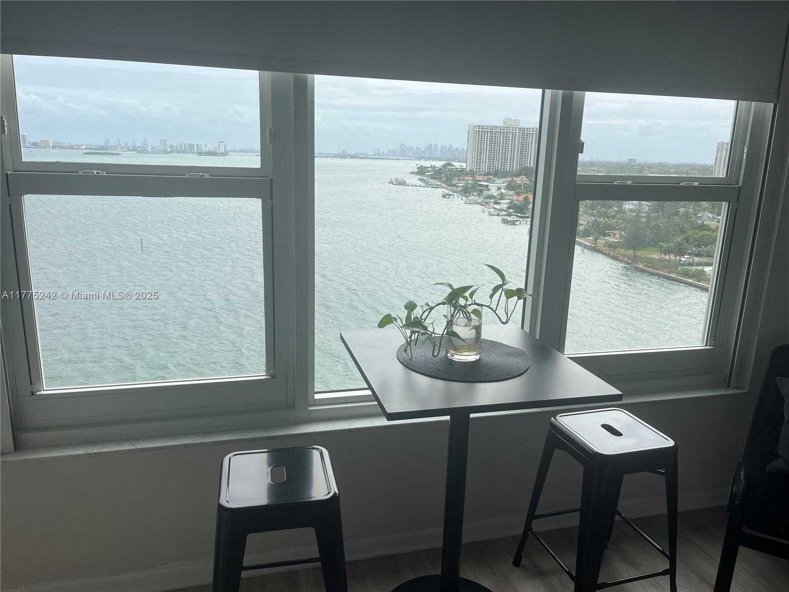 Small Image of 11111 BISCAYNE BLVD #11D, Miami Number 4