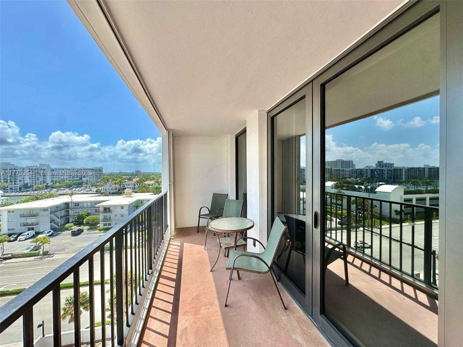 Small Image of 2401 SOUTH OCEAN DR #707, Hollywood Number 12