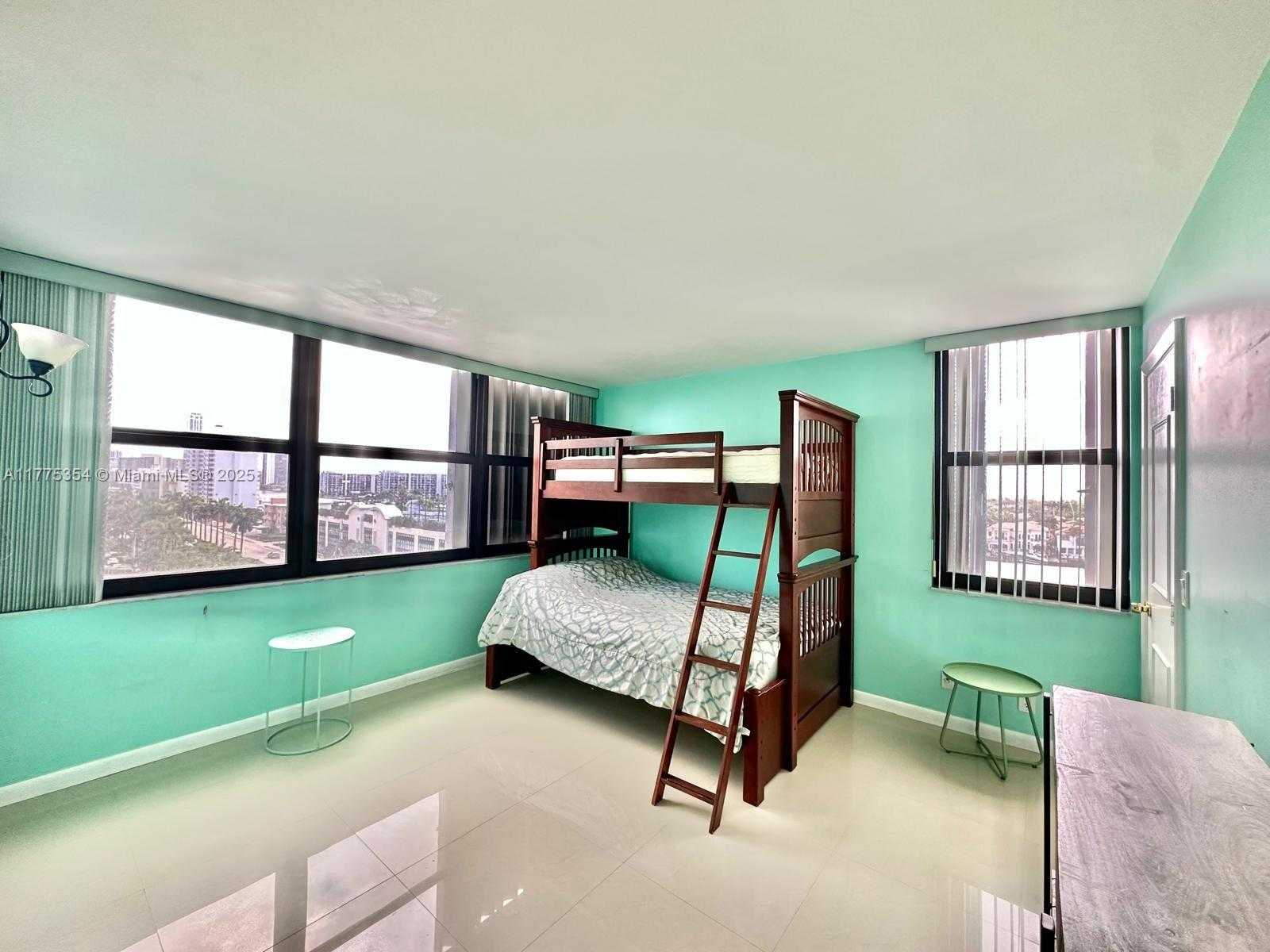 Small Image of 2401 SOUTH OCEAN DR #707, Hollywood Number 17