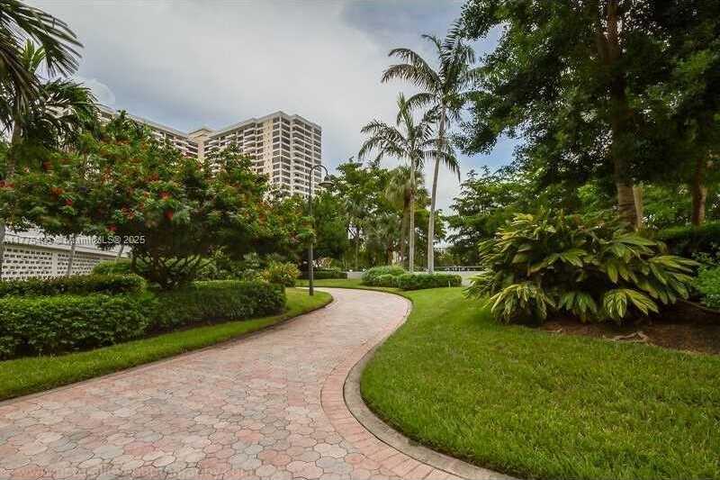 Small Image of 600 THREE ISLANDS BLVD #308, Hallandale Beach Number 20