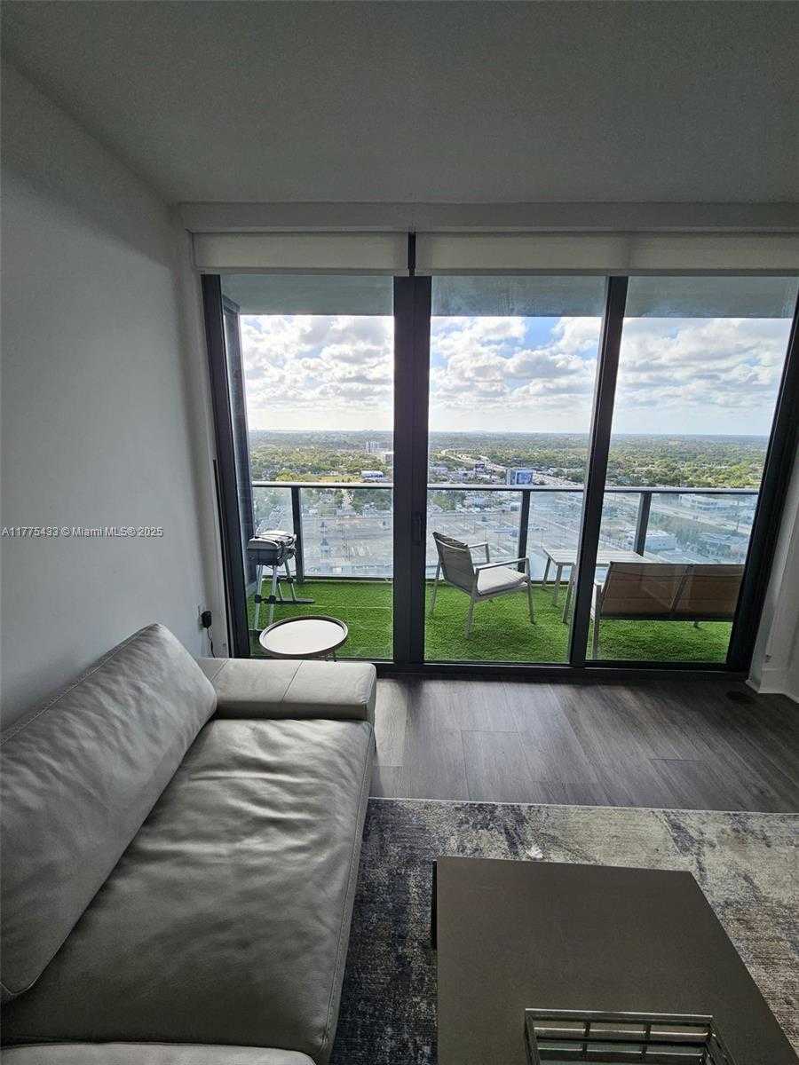 Small Image of 121 NORTH EAST 34 ST #2511, Miami Number 12