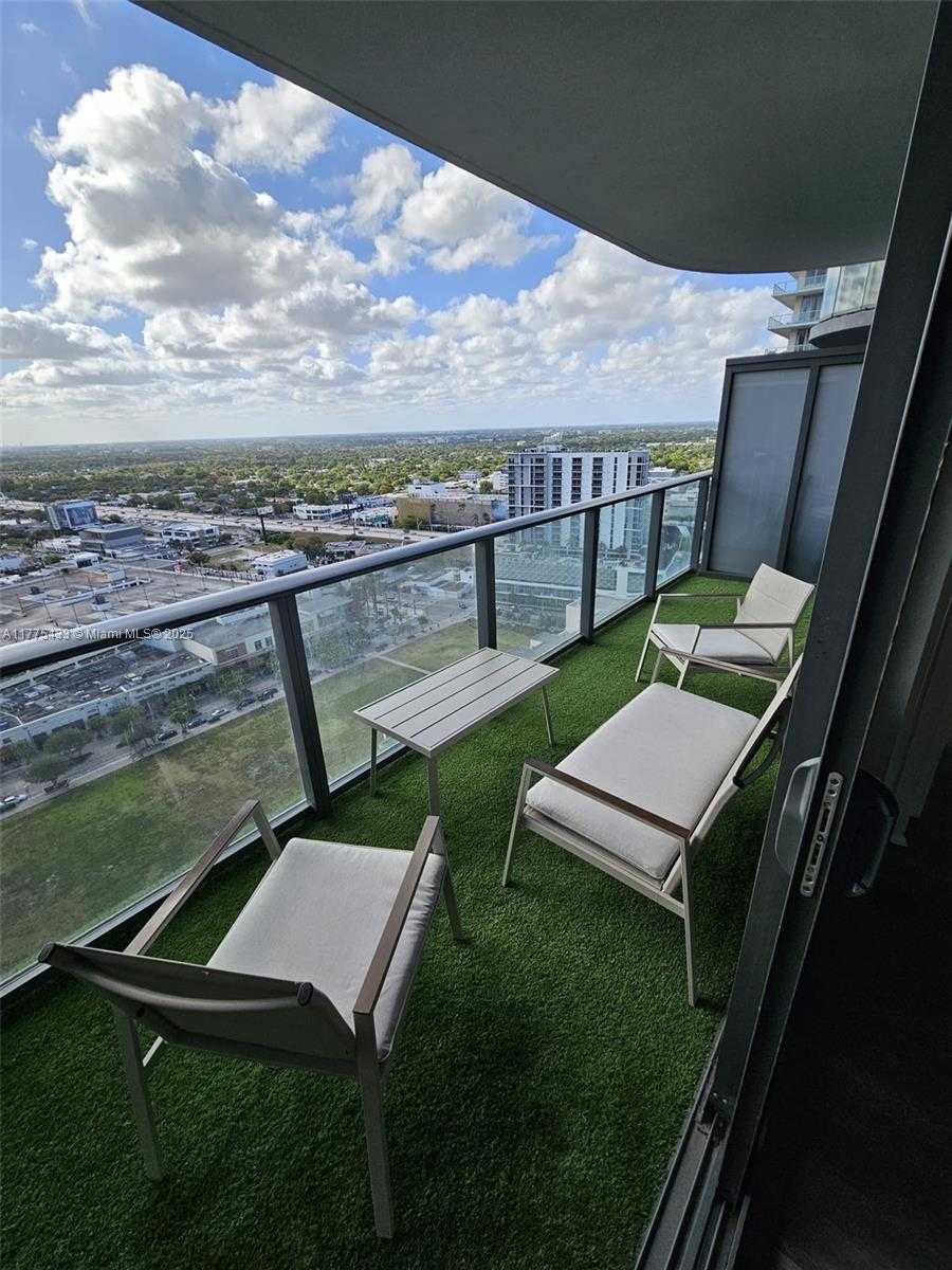 Small Image of 121 NORTH EAST 34 ST #2511, Miami Number 29