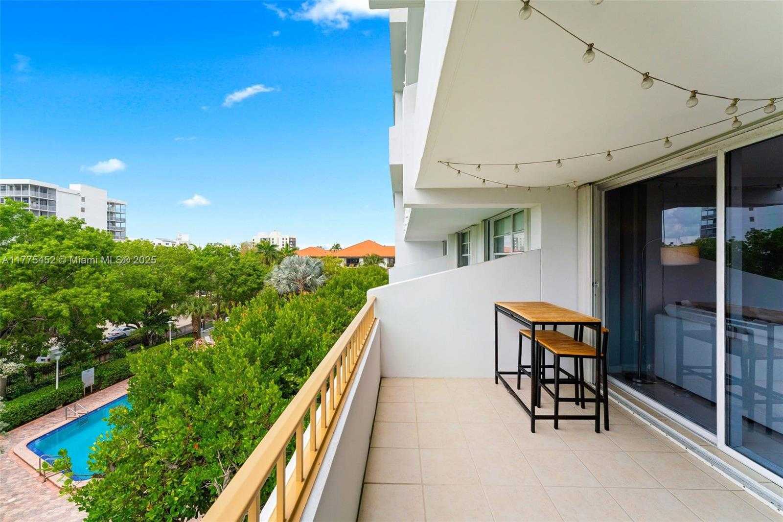 Small Image of 155 OCEAN LANE DR #407, Key Biscayne Number 18