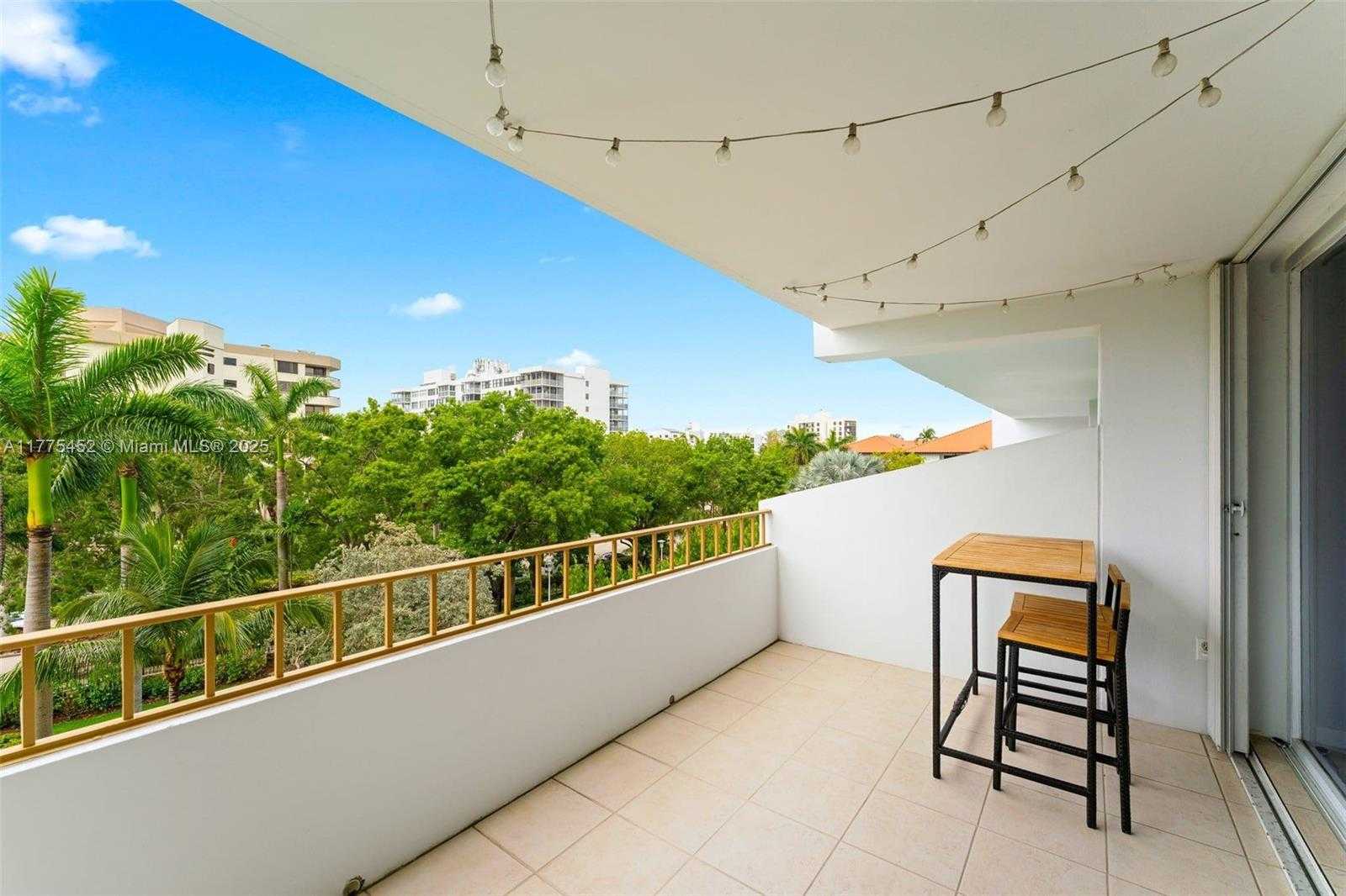 Small Image of 155 OCEAN LANE DR #407, Key Biscayne Number 19