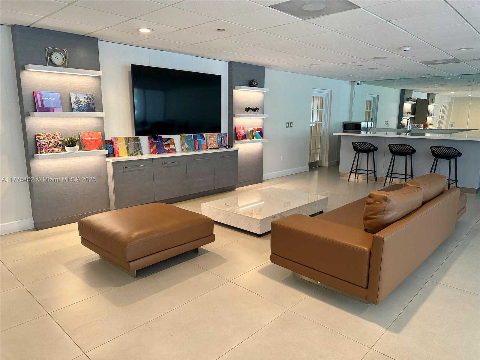 Small Image of 155 OCEAN LANE DR #407, Key Biscayne Number 21