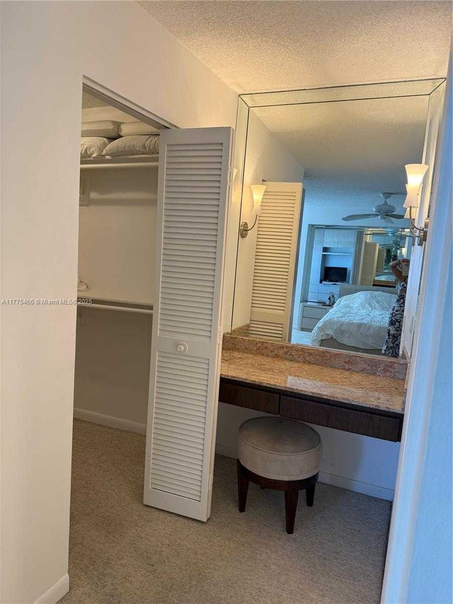 Small Image of 1880 SOUTH OCEAN DR #308, Hallandale Beach Number 12