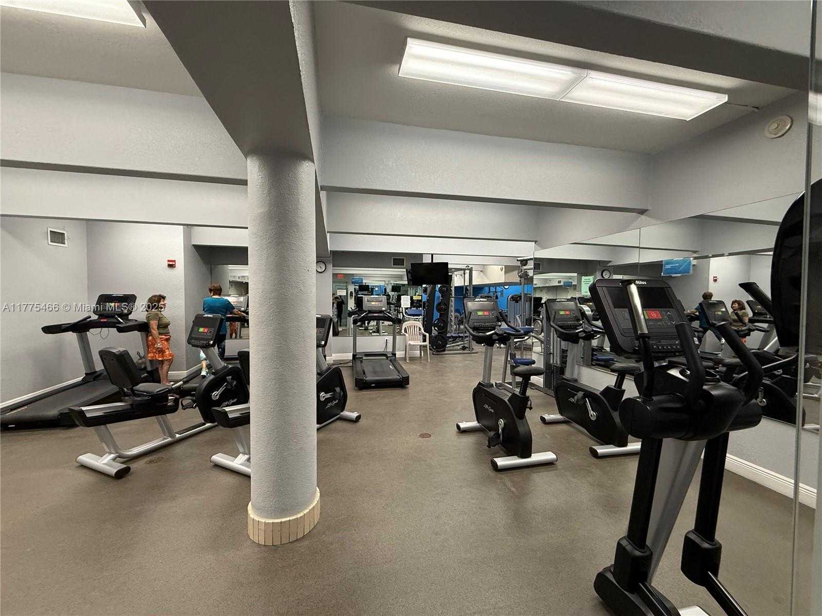 Small Image of 1880 SOUTH OCEAN DR #308, Hallandale Beach Number 19