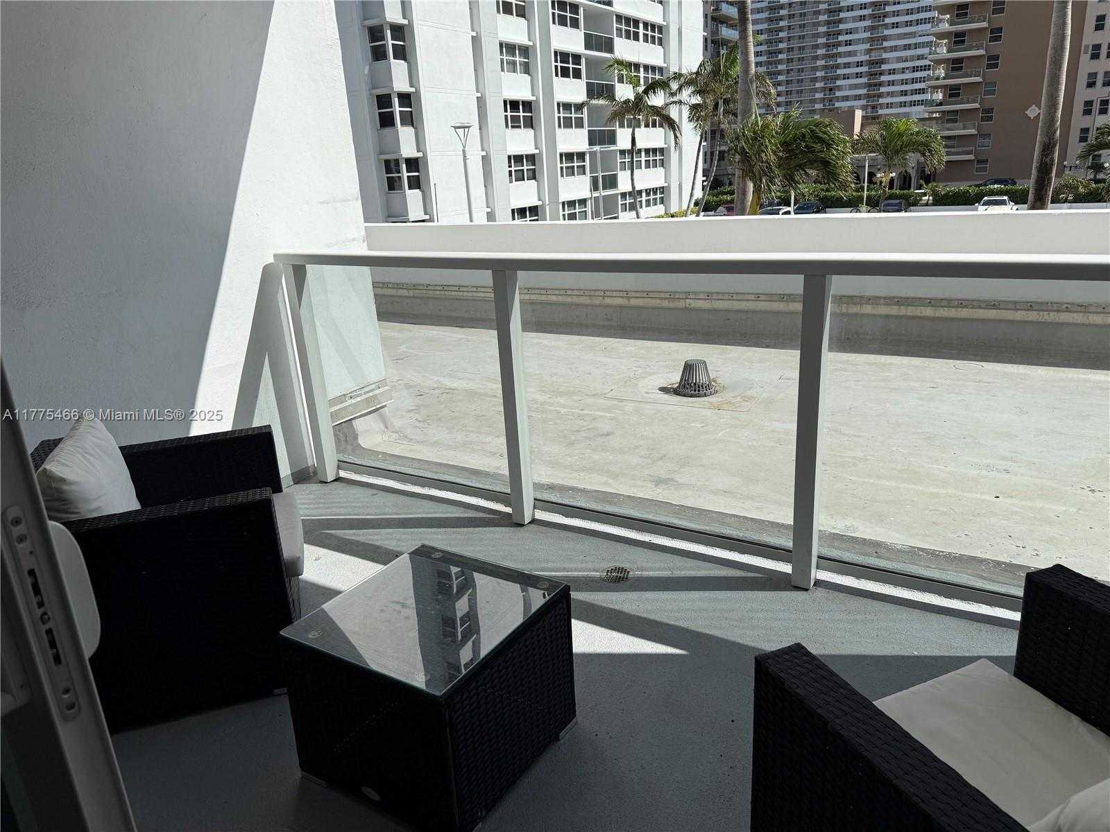 Small Image of 1880 SOUTH OCEAN DR #308, Hallandale Beach Number 6