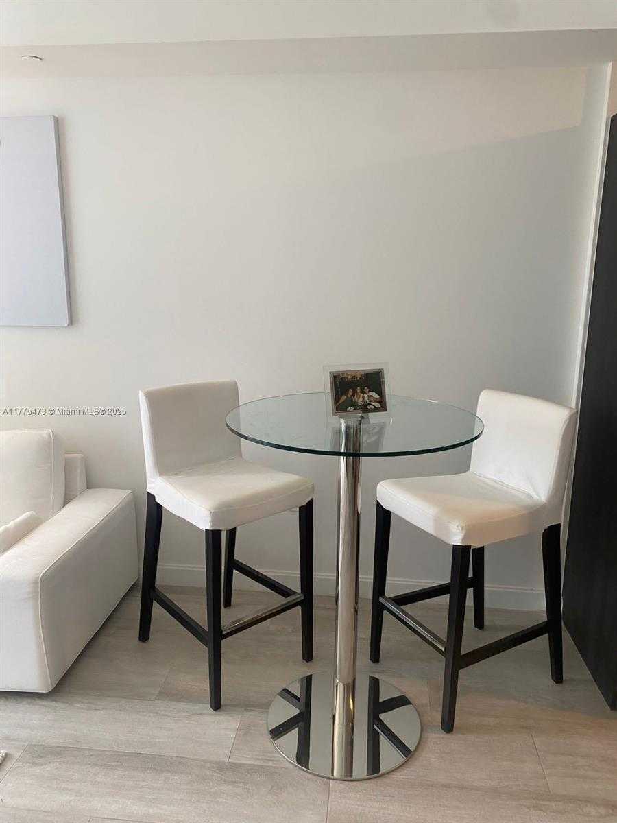 Small Image of 45 SOUTH WEST 9TH ST #1005, Miami Number 27