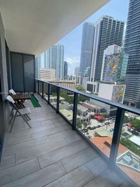Small Image of 45 SOUTH WEST 9TH ST #1005, Miami Number 34