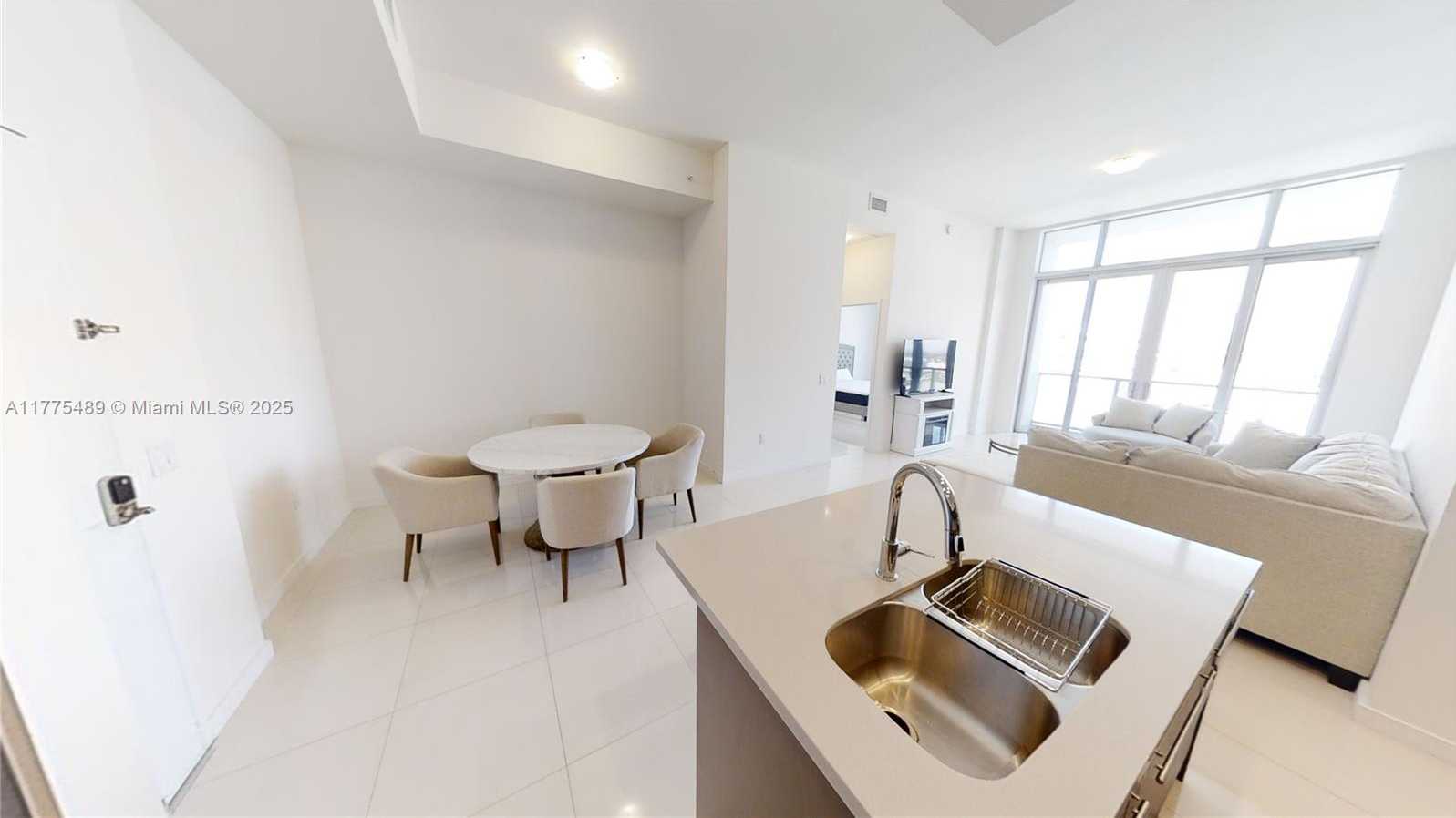 Small Image of 7825 NORTH WEST 107TH AVE #821, Doral Number 11
