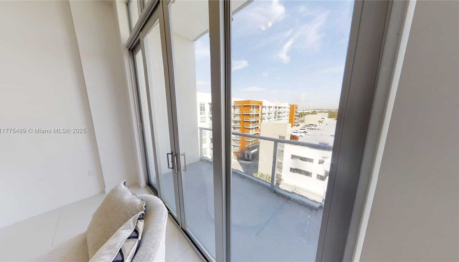 Small Image of 7825 NORTH WEST 107TH AVE #821, Doral Number 18