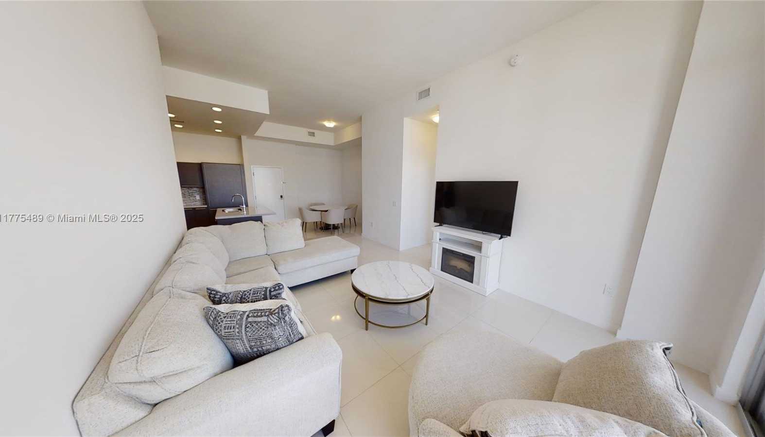 Small Image of 7825 NORTH WEST 107TH AVE #821, Doral Number 19