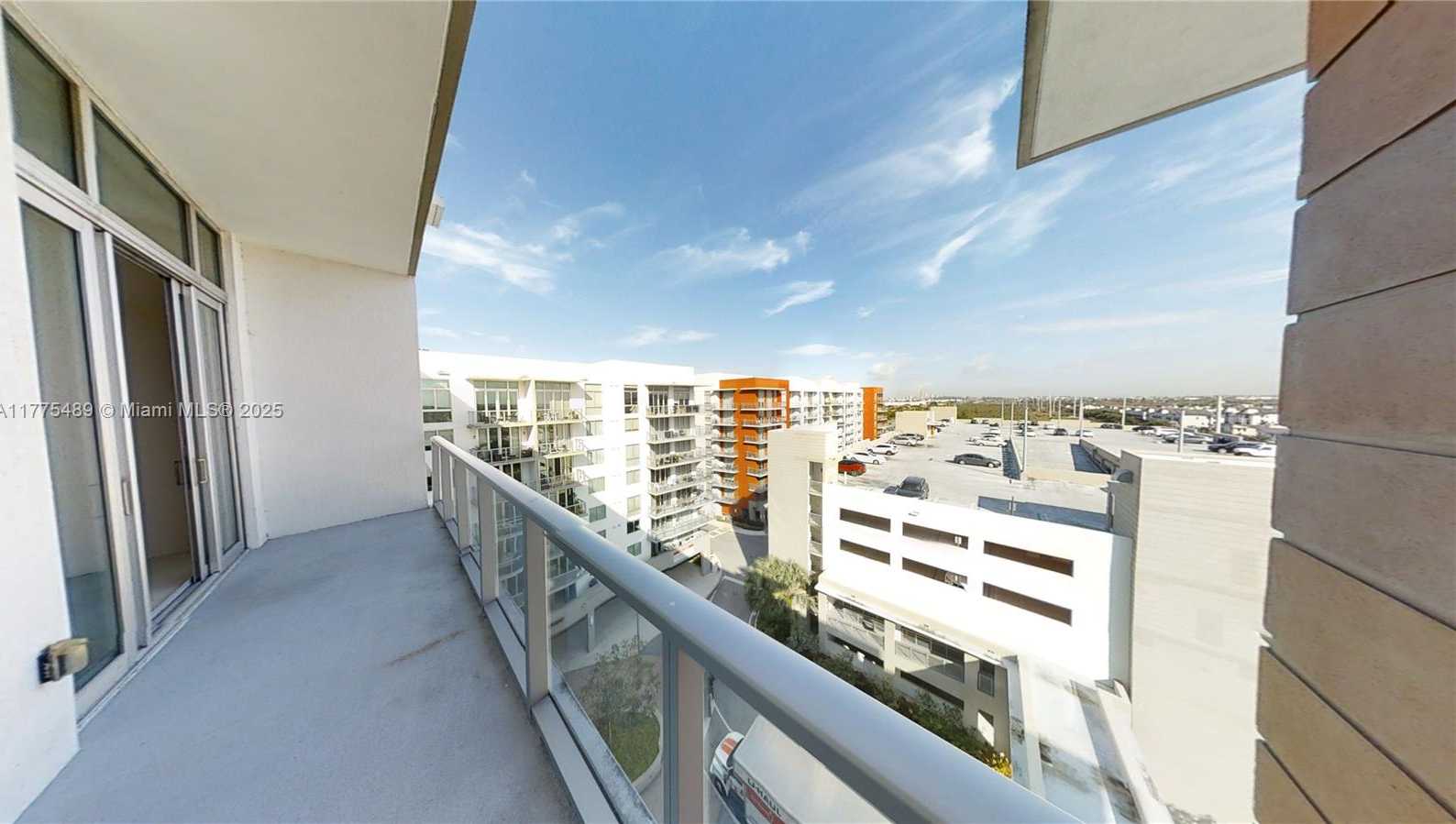 Small Image of 7825 NORTH WEST 107TH AVE #821, Doral Number 5