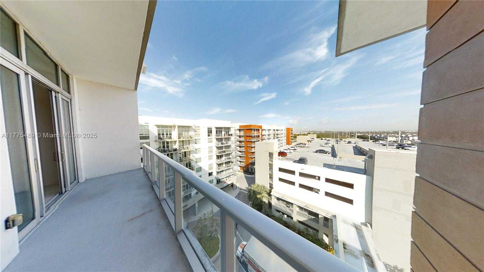 Small Image of 7825 NORTH WEST 107TH AVE #821, Doral Number 6