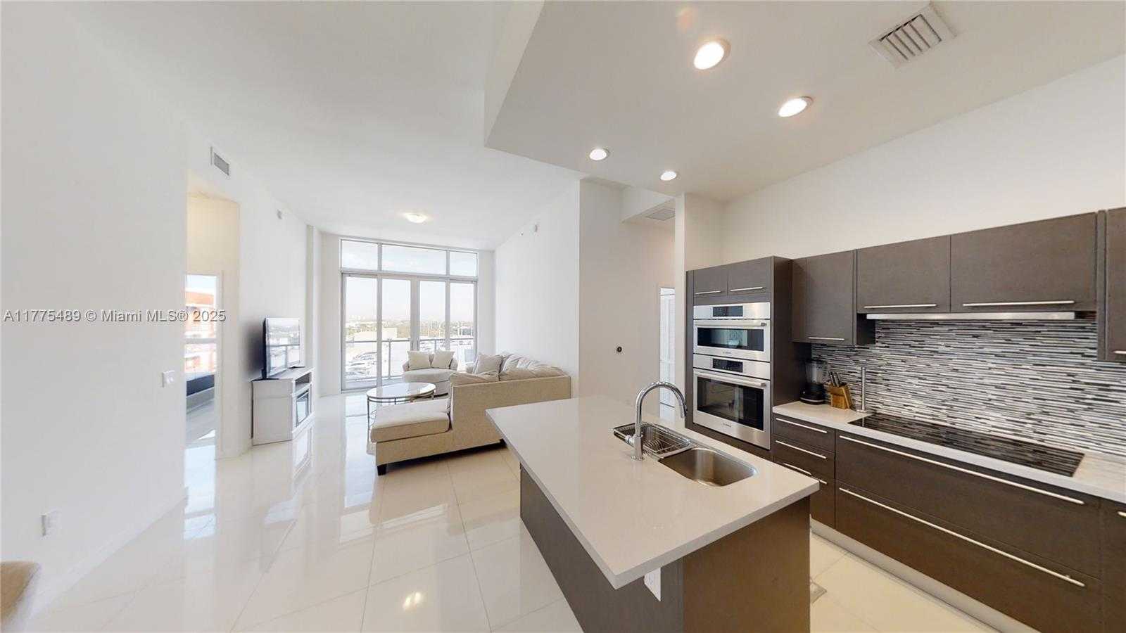 Small Image of 7825 NORTH WEST 107TH AVE #821, Doral Number 8