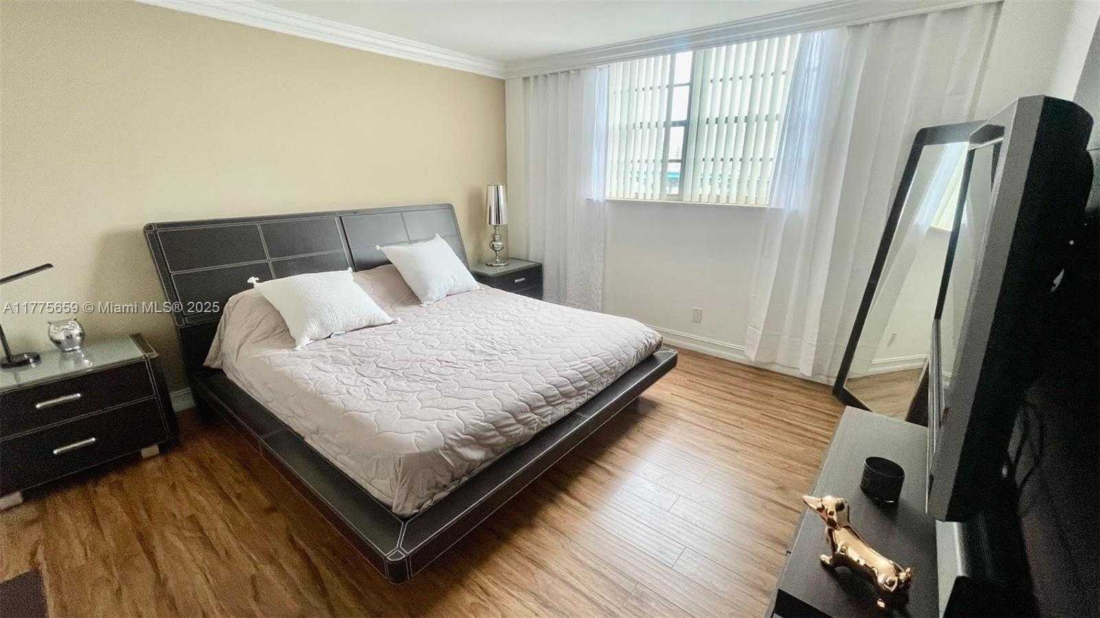 Small Image of 19390 COLLINS AVE #711, Sunny Isles Beach Number 15