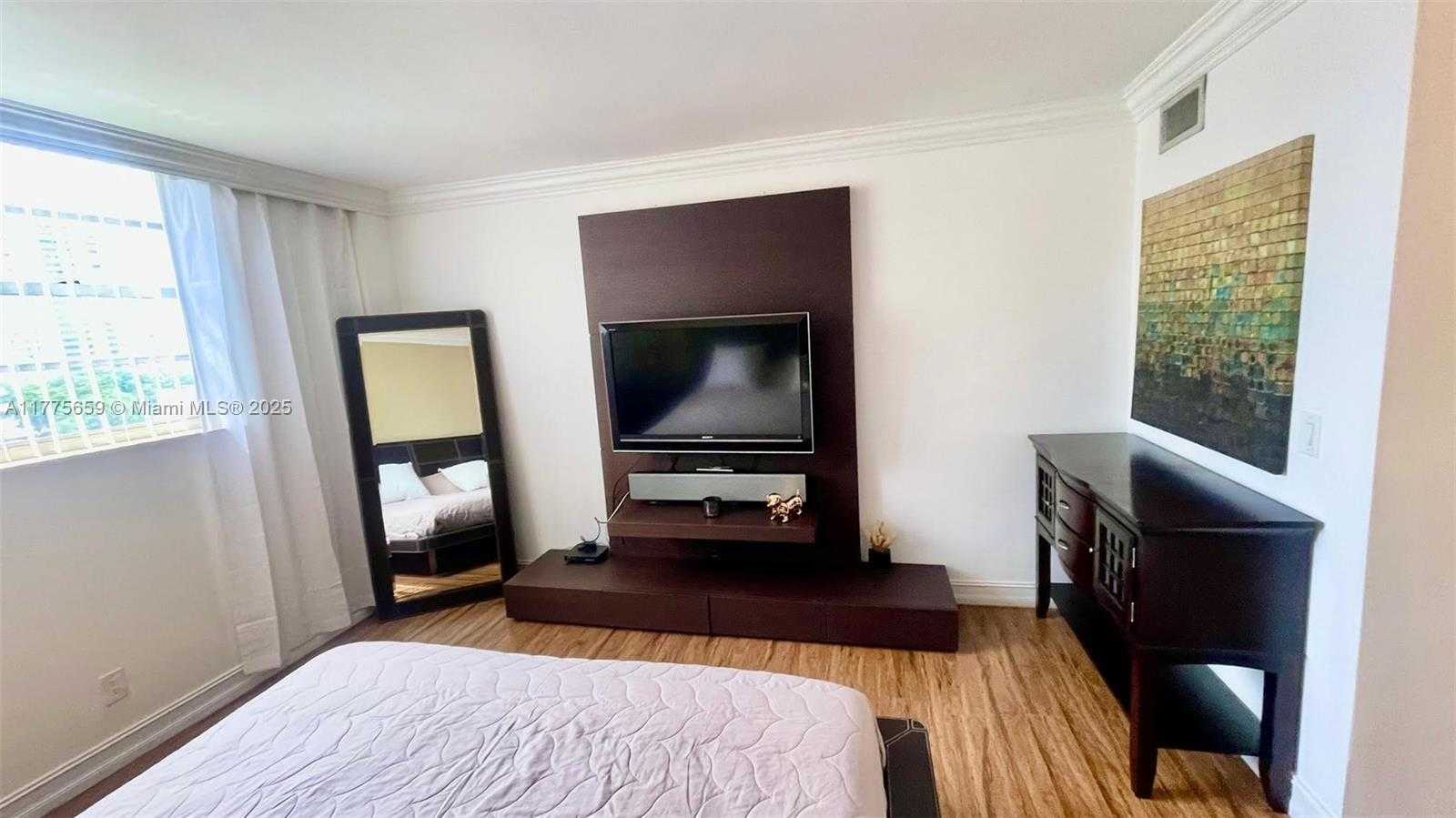 Small Image of 19390 COLLINS AVE #711, Sunny Isles Beach Number 18