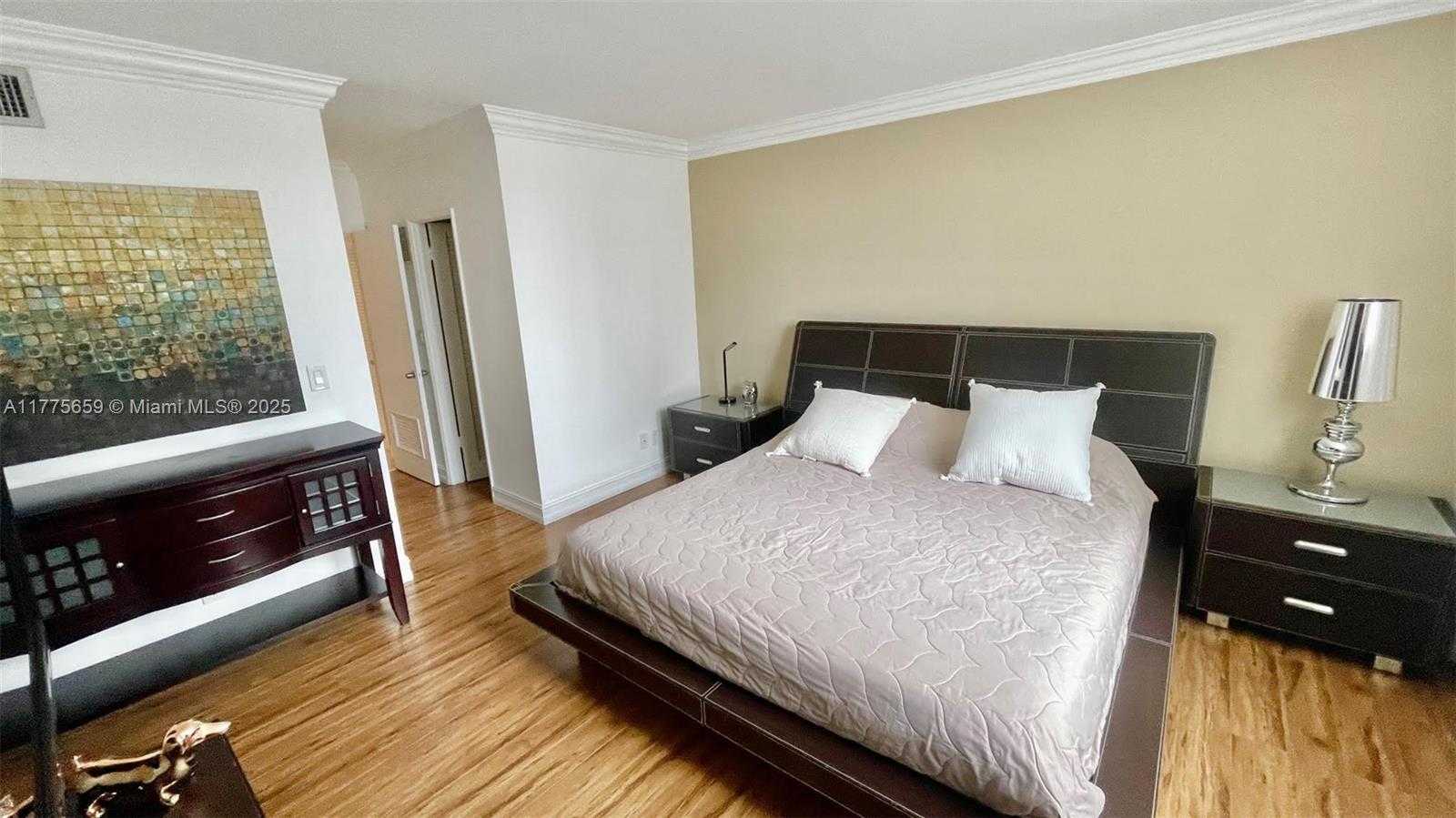 Small Image of 19390 COLLINS AVE #711, Sunny Isles Beach Number 19