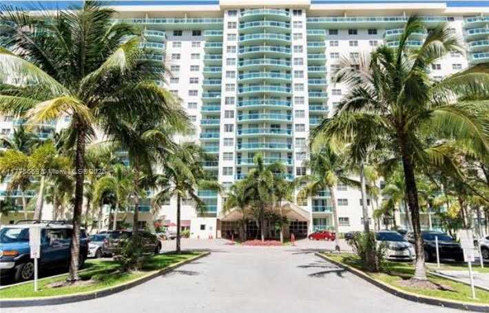 Small Image of 19390 COLLINS AVE #711, Sunny Isles Beach Number 27