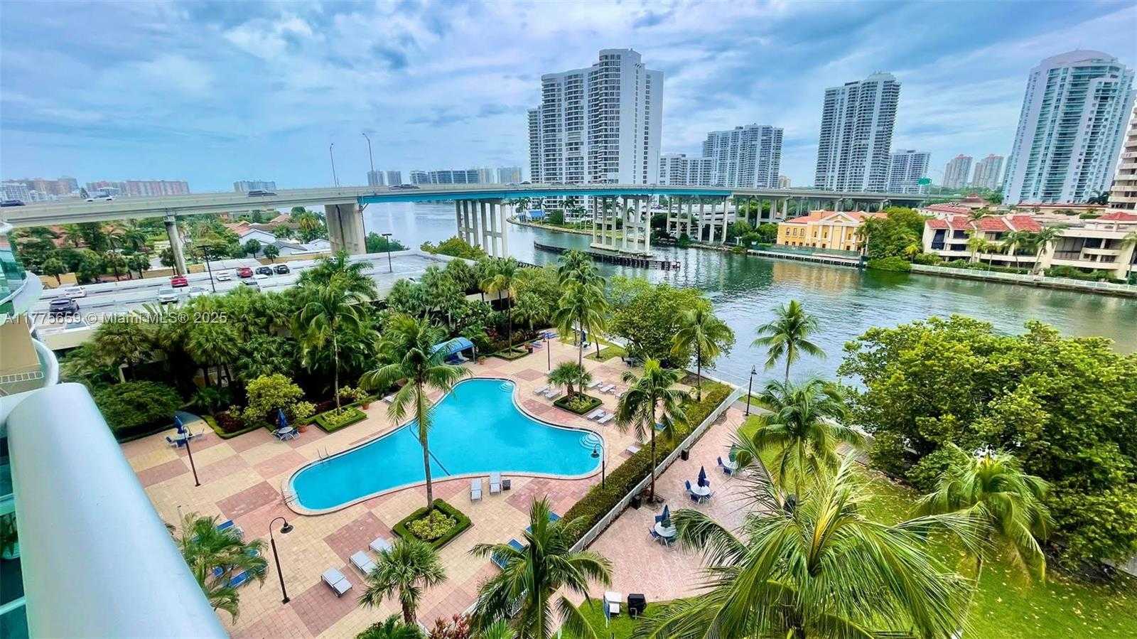 Small Image of 19390 COLLINS AVE #711, Sunny Isles Beach Number 4