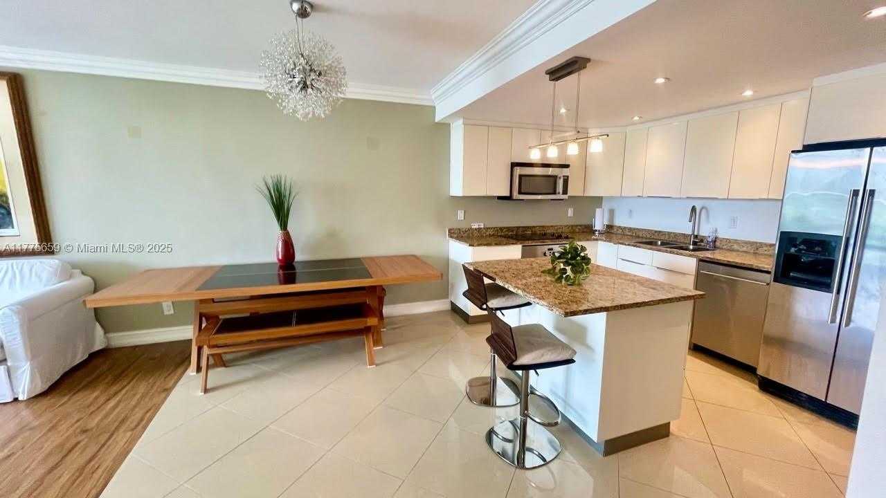 Small Image of 19390 COLLINS AVE #711, Sunny Isles Beach Number 5