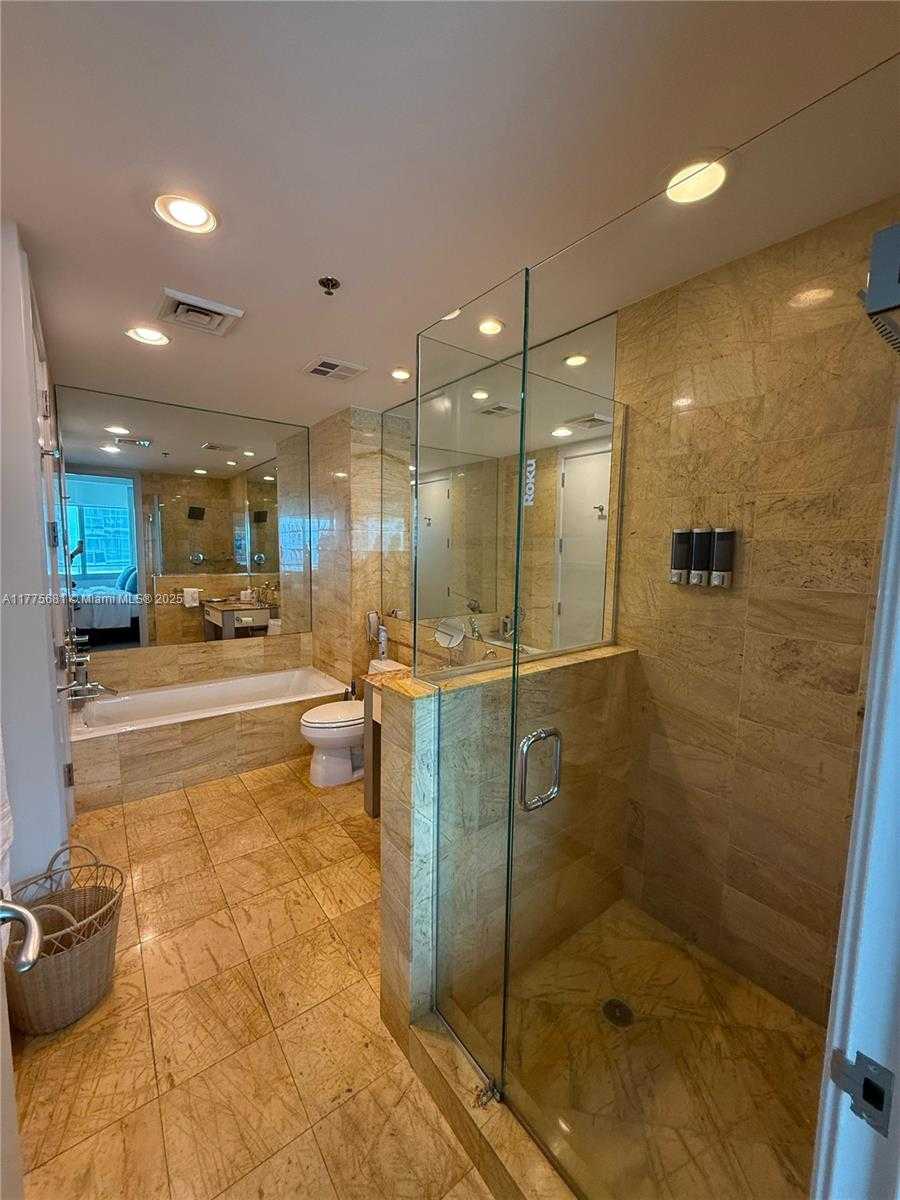 Small Image of 1395 BRICKELL AVE #2607, Miami Number 14
