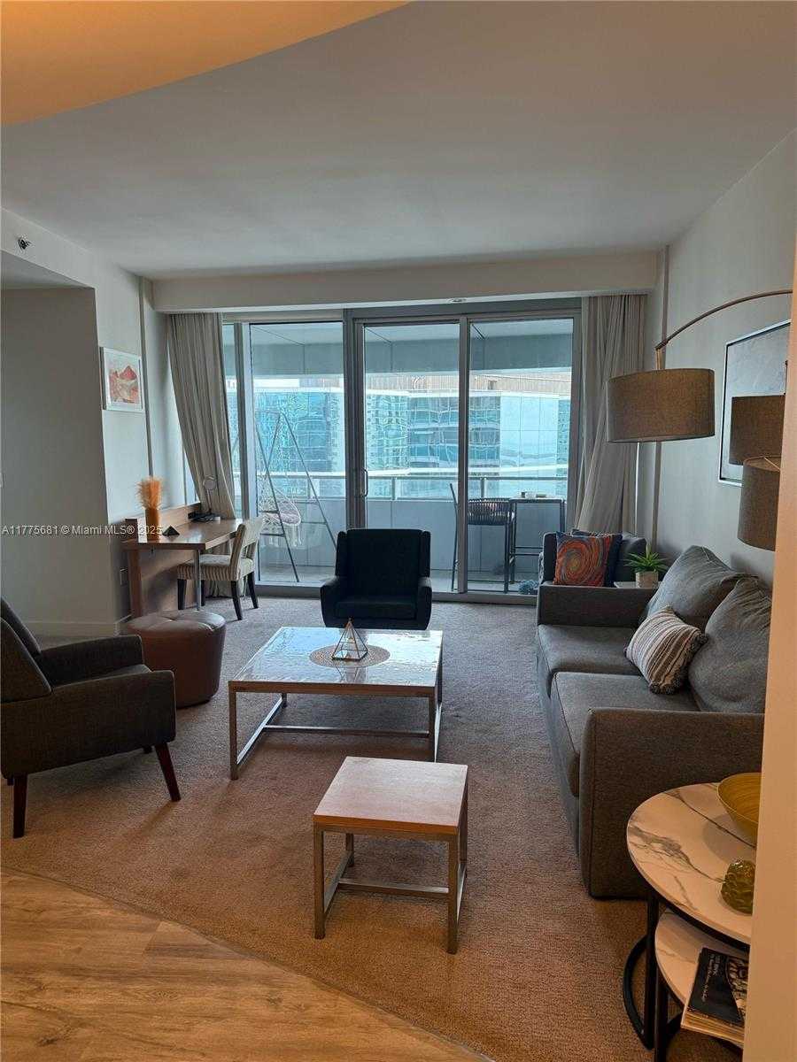 Small Image of 1395 BRICKELL AVE #2607, Miami Number 8