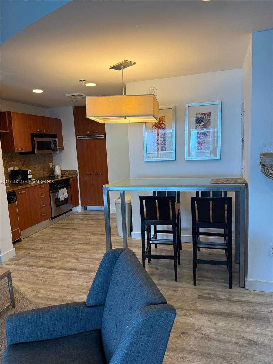 Small Image of 1395 BRICKELL AVE #2607, Miami Number 9